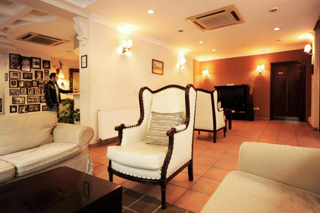 Uestuen Hotel Alsancak Ізмір Екстер'єр фото