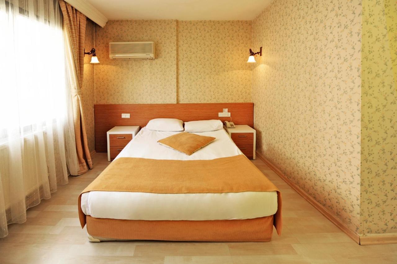 Uestuen Hotel Alsancak Ізмір Екстер'єр фото