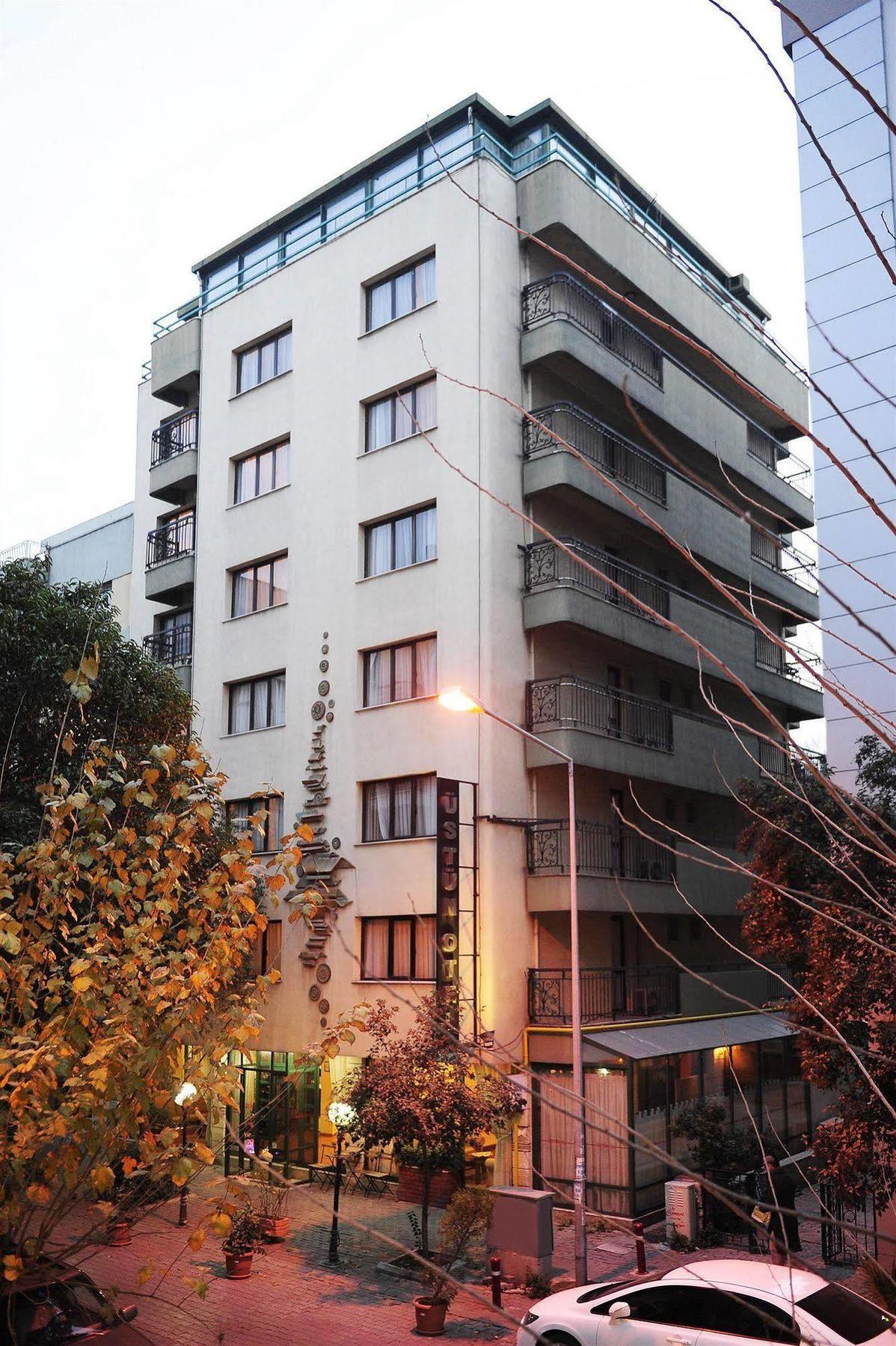 Uestuen Hotel Alsancak Ізмір Екстер'єр фото